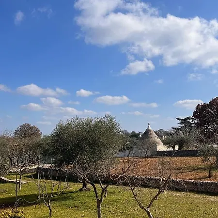 בית נופש Trulli Atmosfera לוקורוטונדו